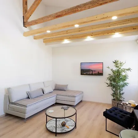 Vailato Loft
